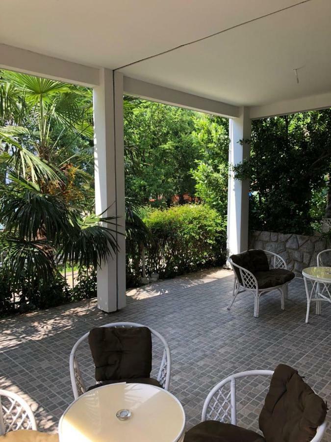 Studio Apartman Mija 2A **** Malinska Exterior foto